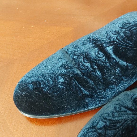 Bruno Magli Blue Velvet Slippers - Picture 4 of 7
